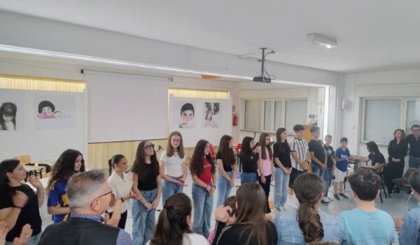 La classe dei banchi vuoti